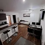 Apartament Star *